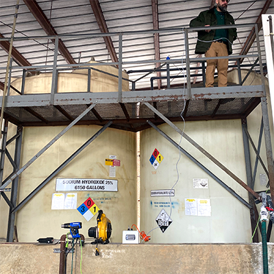 Non-Invasive Chemical Tank Radar Level Transmitter