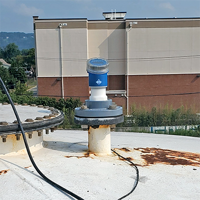 Bulk Acid and Caustic Radar Level Transmitter
