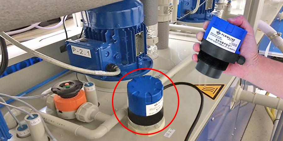 Sensor de nivel de líquido por ultrasonidos para tanques de tratamiento de agua